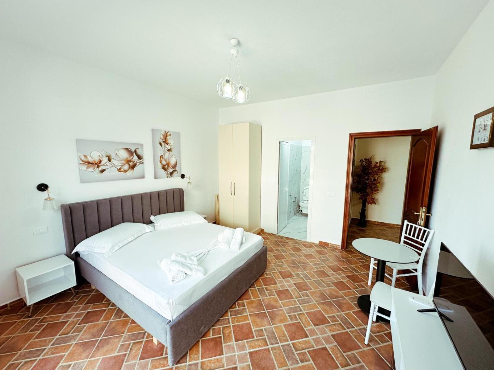 Vizion Hotel Shkoder Exterior photo